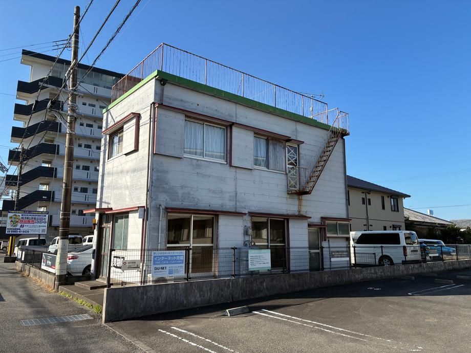 Fixer-Upper 4K House for Sale in Minami-Hanagashima, Miyazaki City - Thumbnail 4