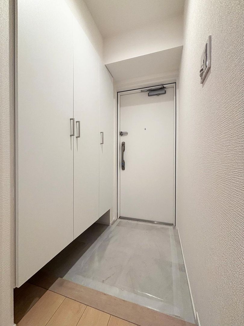 2LDK+S Apartment for Sale in Funabashi, Chiba - 61m2 - Thumbnail 3