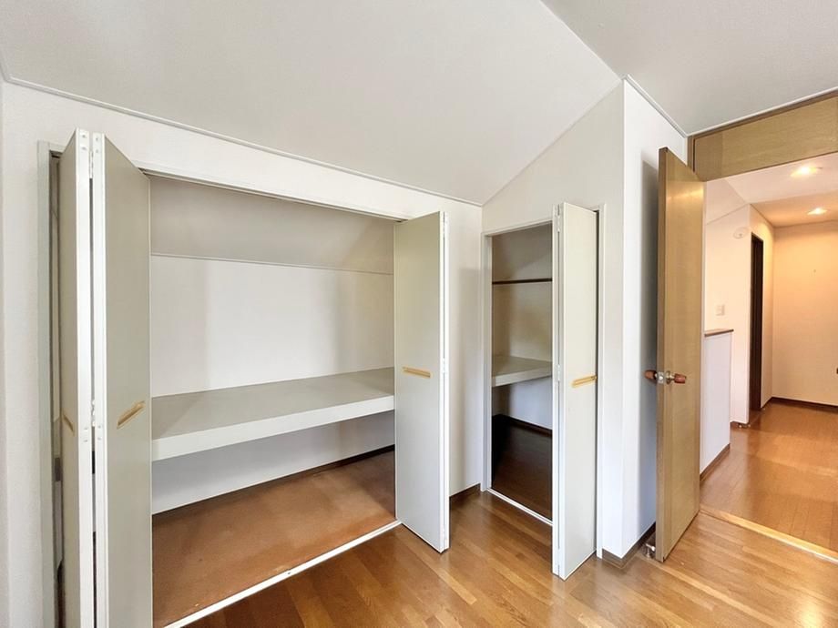 4LDK+S House for Sale in Fukushima City with Parking - Thumbnail 3