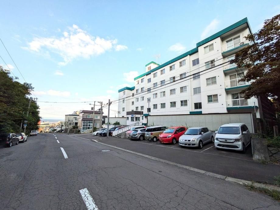 3LDK Apartment for Sale in Otaru, Hokkaido - 72.39 sqm - Thumbnail 3