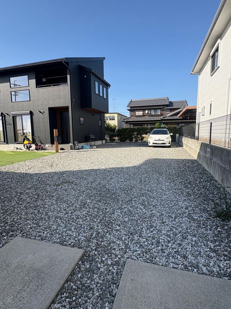 4LDK House for Sale in Hamamatsu with Large Garden - Thumbnail 4