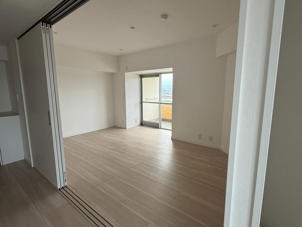 Nijigahama Heights 1K Condo for Sale in Hiratsuka - Thumbnail 3