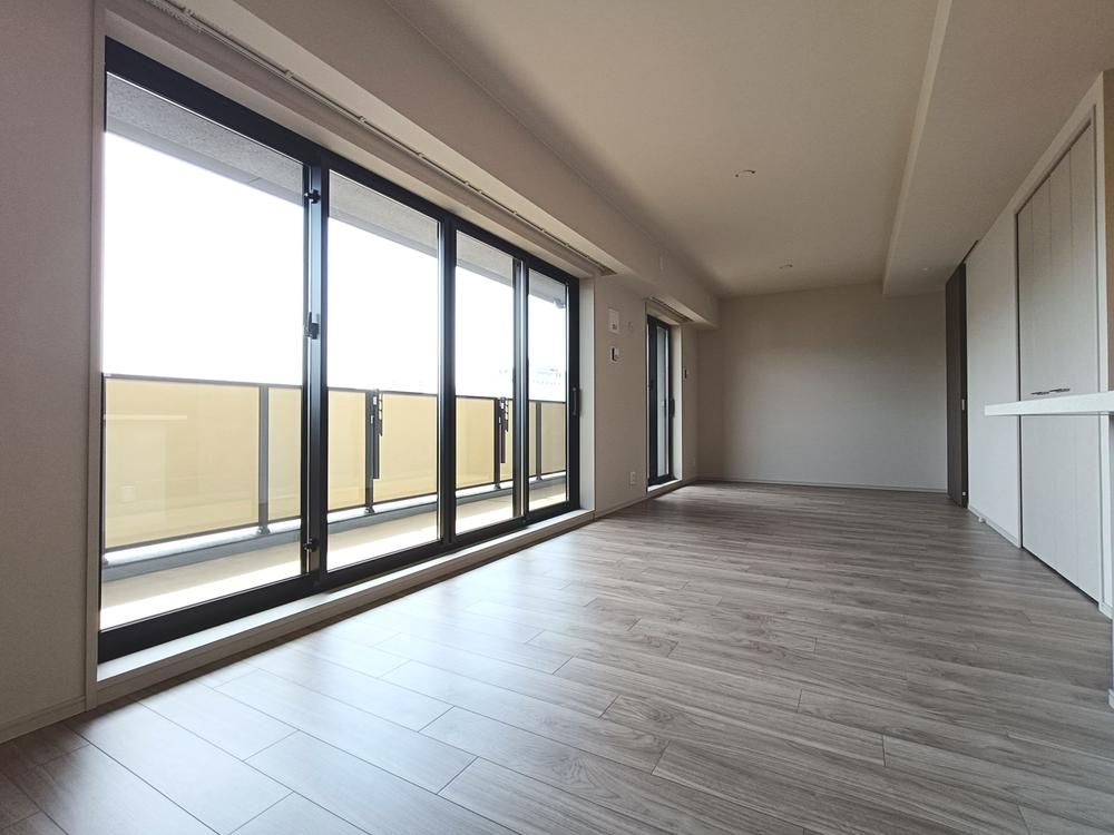 New 2LDK Apartment Near Hiroshima Station, 68.52m² - Thumbnail 3