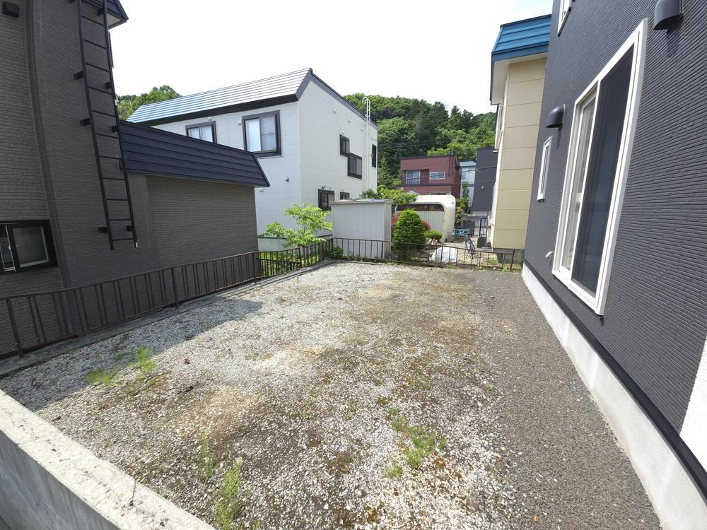5LDK Family Home for Sale in Nishi Ward, Sapporo - Thumbnail 4