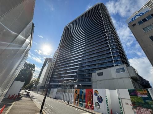New 2LDK Apartment in Minato, Tokyo - 60.69m2 - Thumbnail 2