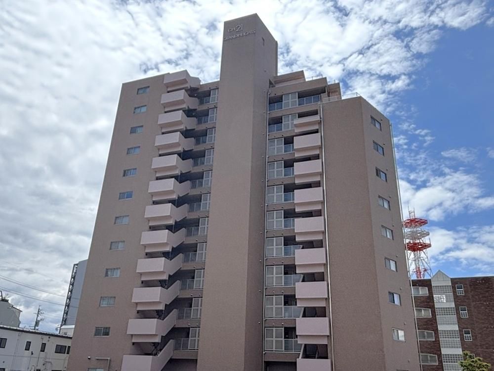 3LDK Apartment for Sale Near Nagano Station in Nagano City - Thumbnail 2