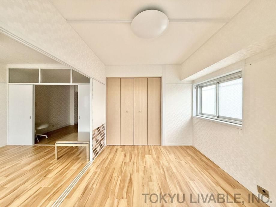 3DK Renovated Apartment Near Minami-Rinkan Station - Thumbnail 4
