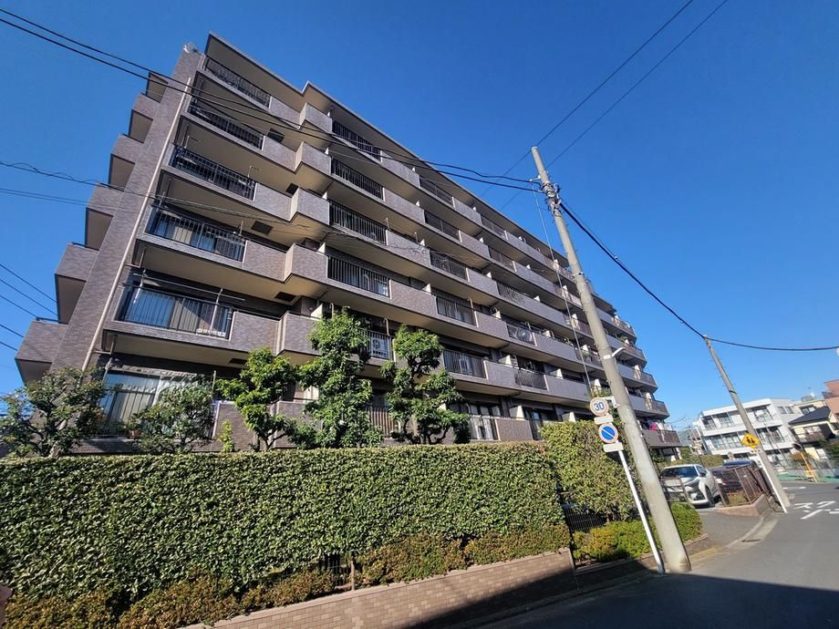 Renovated 3LDK Apartment in Kawasaki, 57.77m2, Near Motosumiyoshi Station - Thumbnail 2