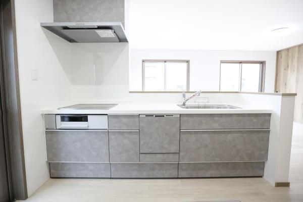 Renovated 5LDK House with Large Garden in Oita City - Thumbnail 3