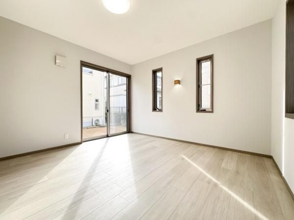 Renovated 5LDK House with Large Garden in Oita City - Thumbnail 4