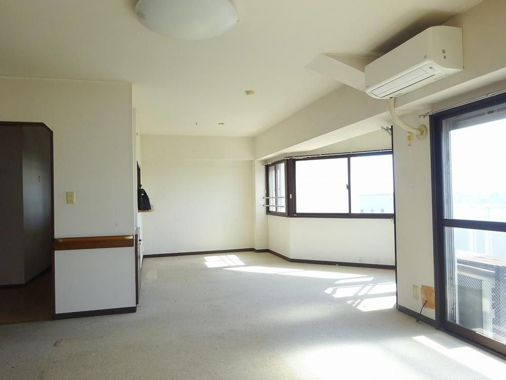 3LDK Apartment for Sale Near Iwakage Station Sendai - Thumbnail 4
