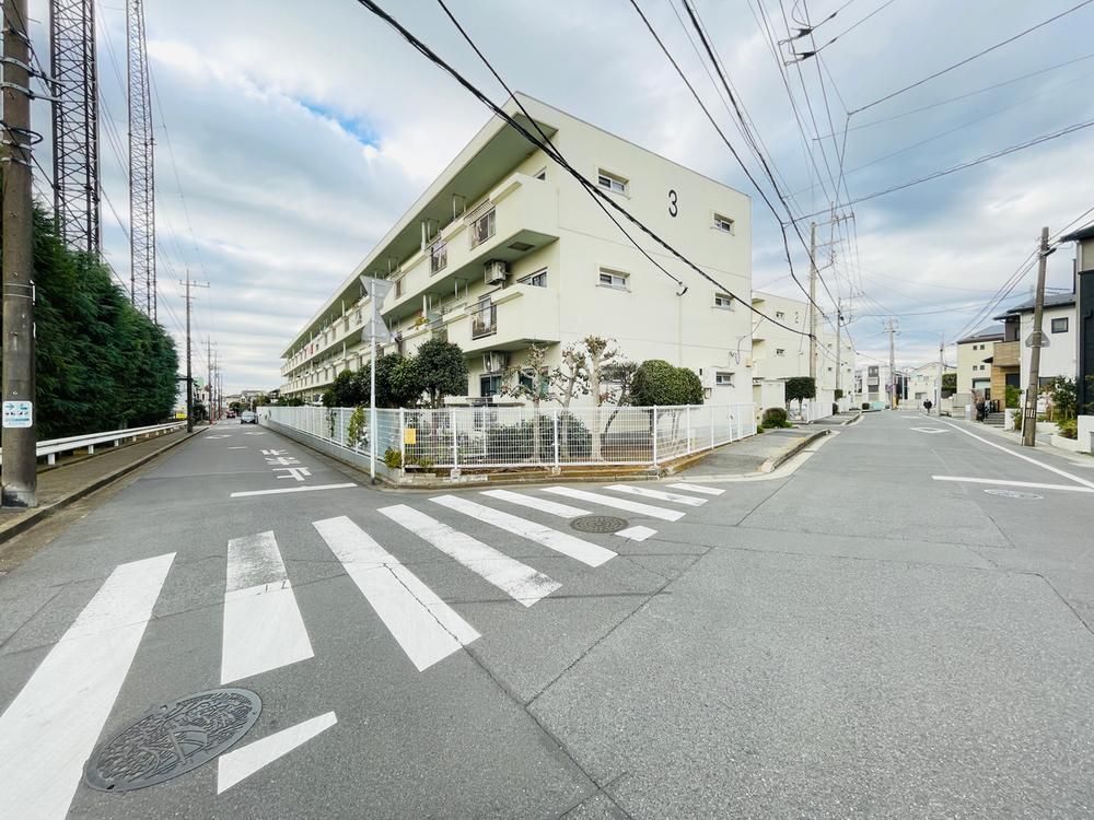 Renovated 3LDK Apartment for Sale in Funabashi, Chiba - Thumbnail 2