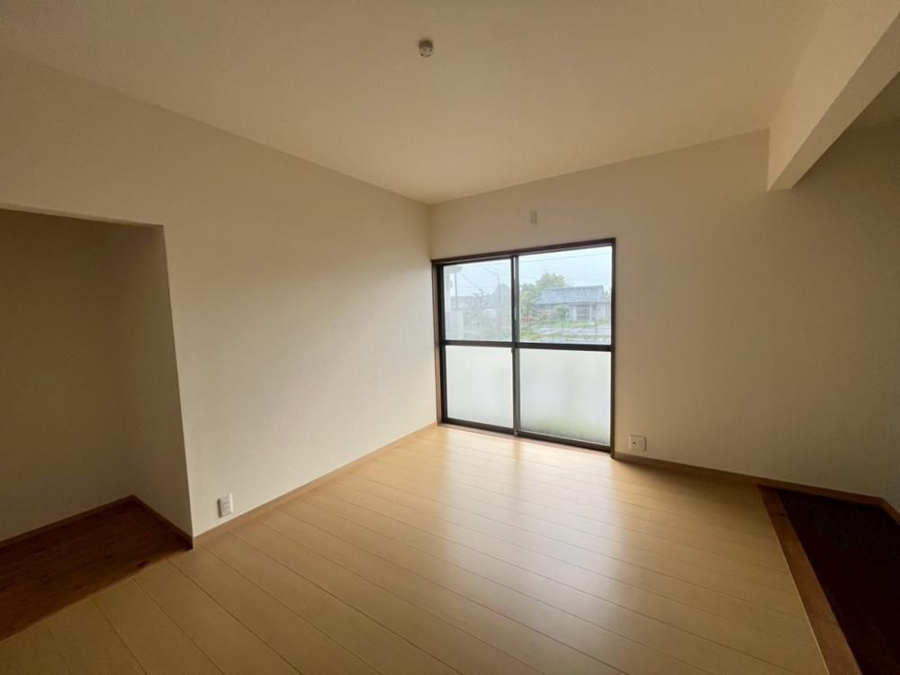 3LDK House in Umekita-cho, Miyakonojo, Miyazaki - Thumbnail 3