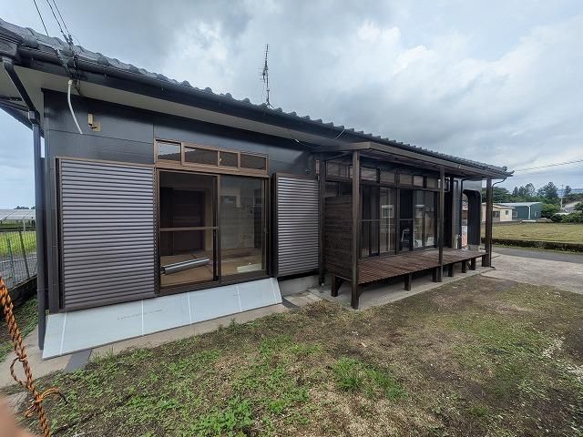 3LDK House in Umekita-cho, Miyakonojo, Miyazaki - Thumbnail 2