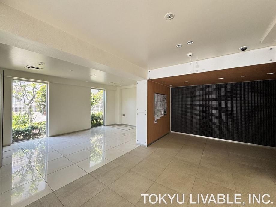 2LDK Apartment for Sale in Kawasaki-ku, Kanagawa - Thumbnail 4