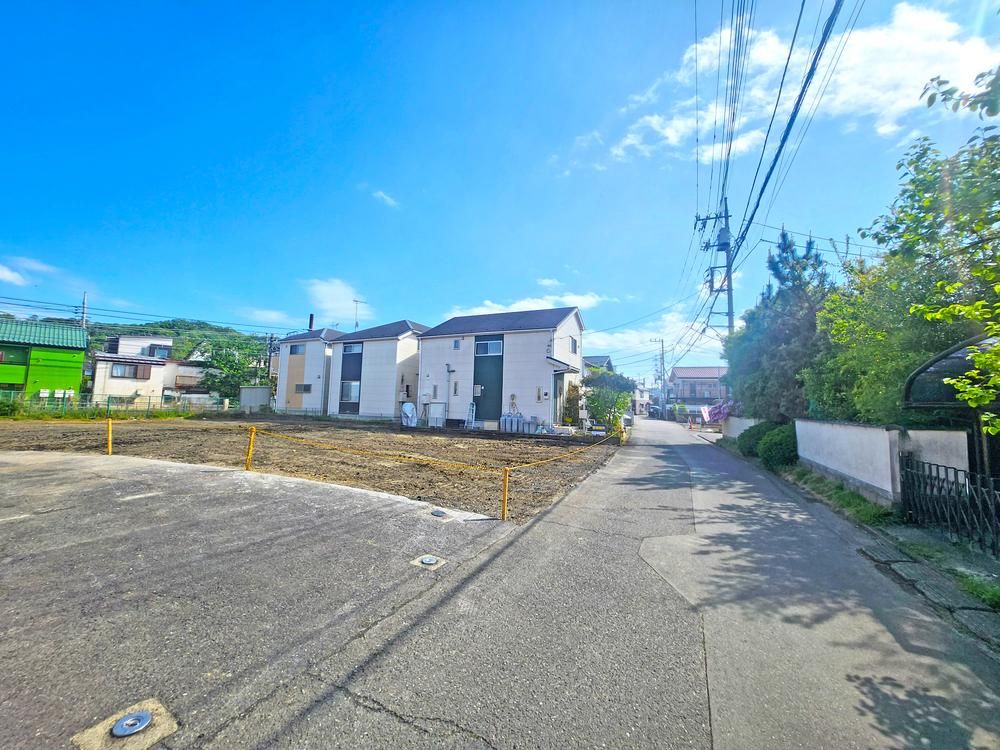 Land for Sale in Hino, Tokyo - 1 Min Walk to Minami-daira Station - Thumbnail 2