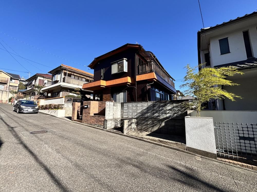 4LDK Renovated House in Hachioji, Tokyo – 101m2 with Parking - Thumbnail 2