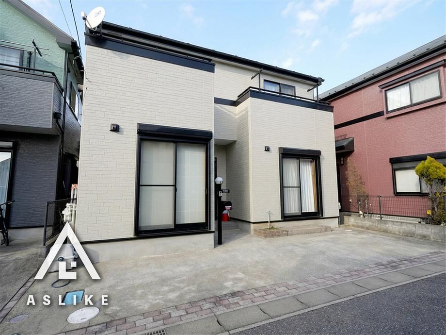 4LDK Detached House for Sale in Kashiwa, Chiba - 98.94m² - Thumbnail 2