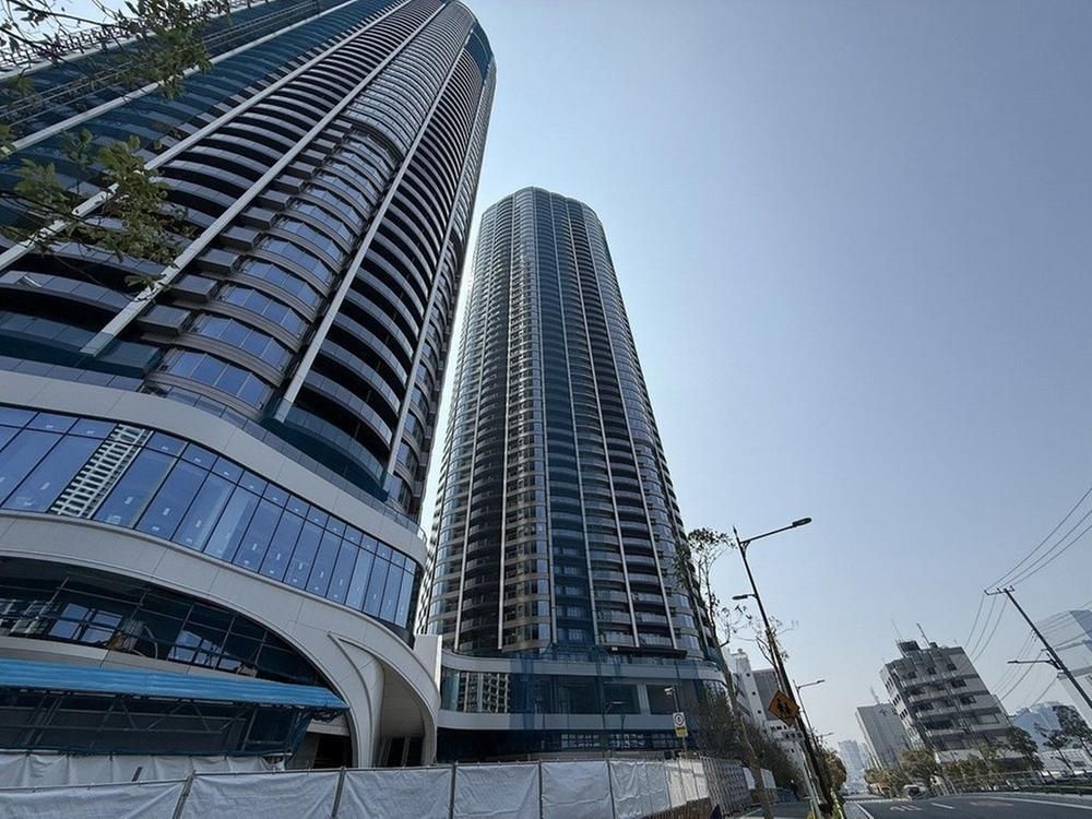 3LDK Apartment for Sale in Chuo, Tokyo - Toyomi Tower - Thumbnail 2