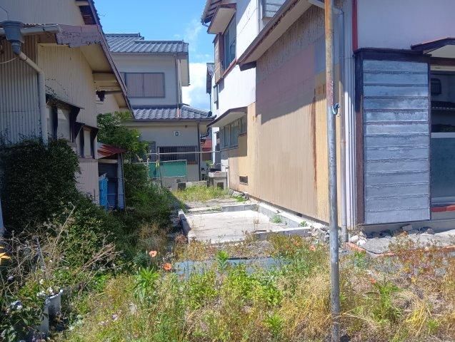 4DK House for Sale in Yaizu City, Shizuoka - 1.2 Million Yen - Thumbnail 3