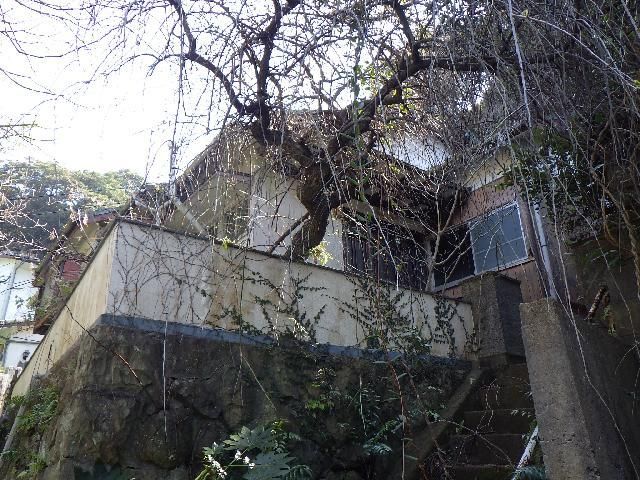 5DK Wooden House for Sale in Sasebo with Additional Forest Land - Thumbnail 4