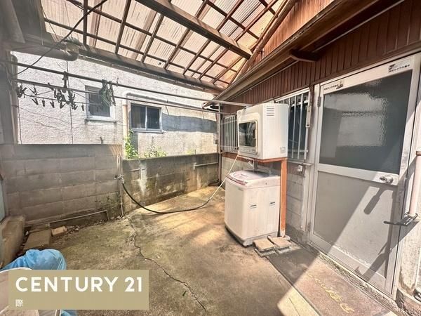 5DK+S Former Shop House for Sale near Shirahama Station, Wakayama - Thumbnail 3