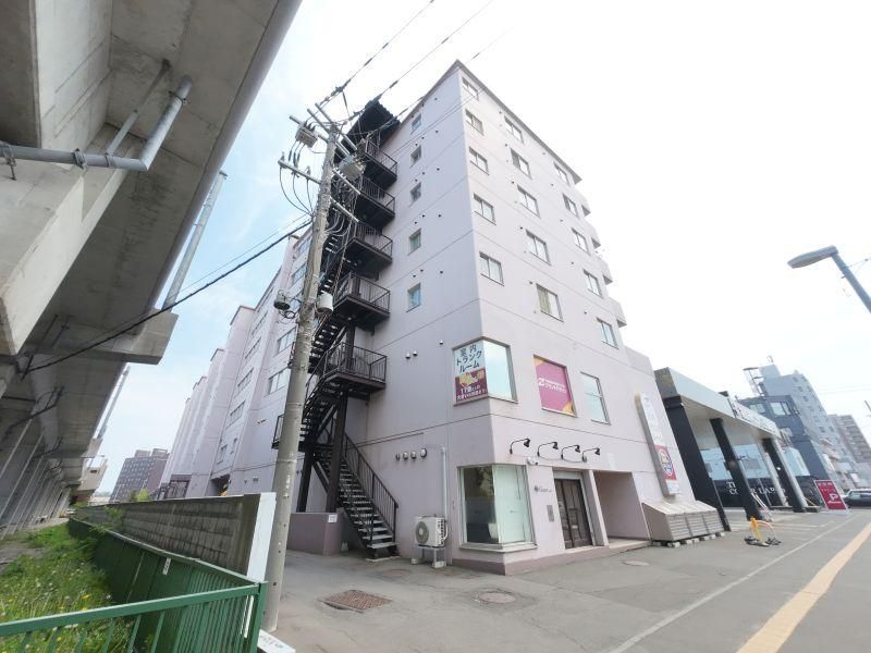2DK Apartment for Sale in Kita Ward, Sapporo - 37.83m² - Thumbnail 3