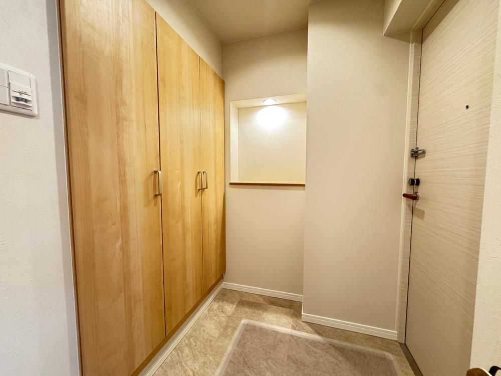 3LDK Renovated Apartment in Sapporo Chuo Ward 80.99 sqm - Thumbnail 2