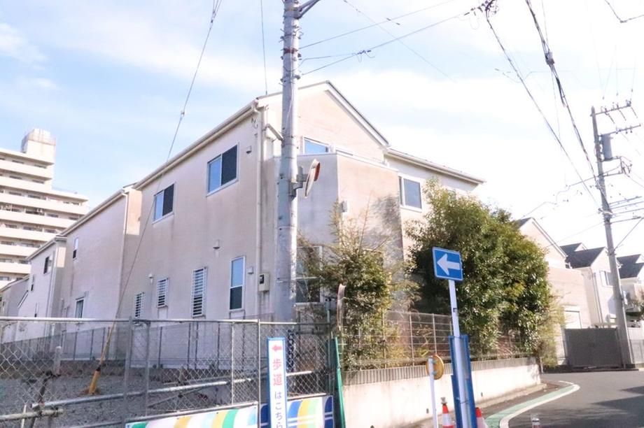 3LDK+S Detached House for Sale in Totsuka-ku, Yokohama - Thumbnail 3