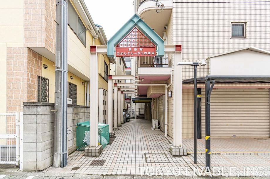 1K Condominium in Tsurumi Ward, Yokohama for 7,300,000 Yen - Thumbnail 3