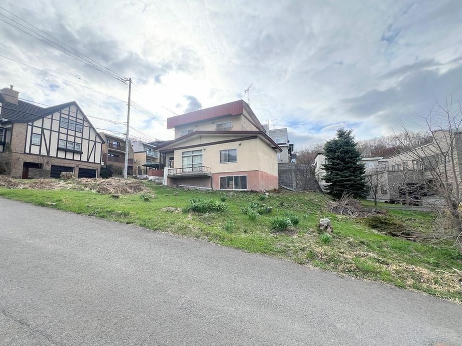 Land for Sale in Chuo Ward, Sapporo - 456.18m2 - Thumbnail 3