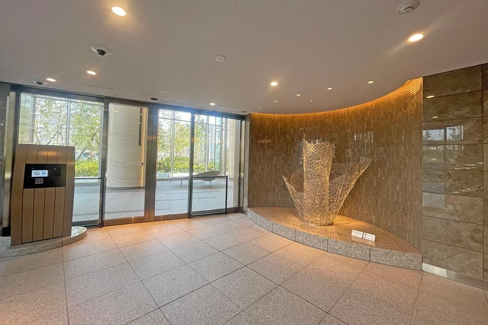 3LDK Apartment for Sale in Harumi, Chuo City, Tokyo - 83.18m2 - Thumbnail 3