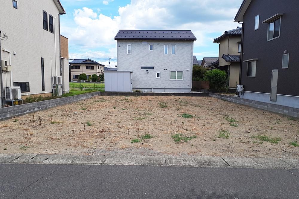 258.55 sqm Land for Sale in Kida, Fukui City | Building Condition - Image 1