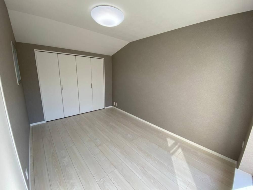 Renovated 3LDK Apartment for Sale in Tama-ku, Kawasaki - Thumbnail 4