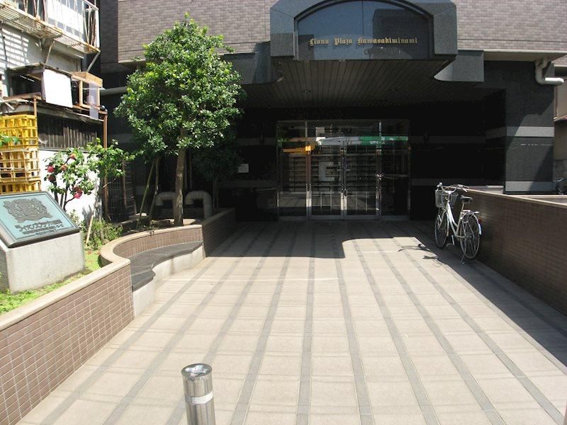 2DK Condo in Kawasaki-ku, 54.9m2, Near Oda-e Station - Thumbnail 3