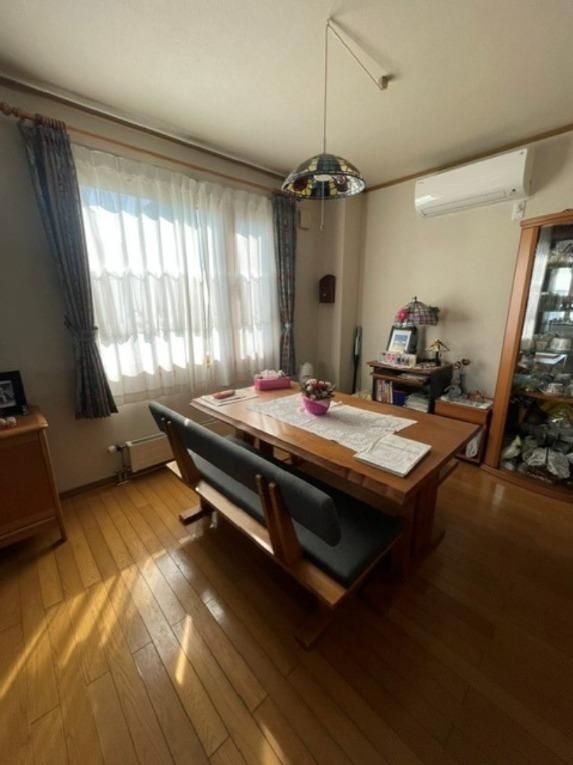 4LDK+S Family Home for Sale in Ebetsu, Hokkaido - Thumbnail 2