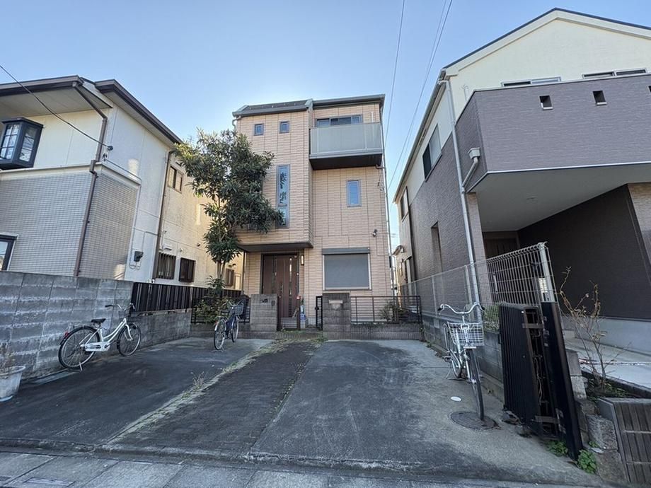 4LDK Detached House for Sale in Minuma-ku, Saitama City - Thumbnail 3