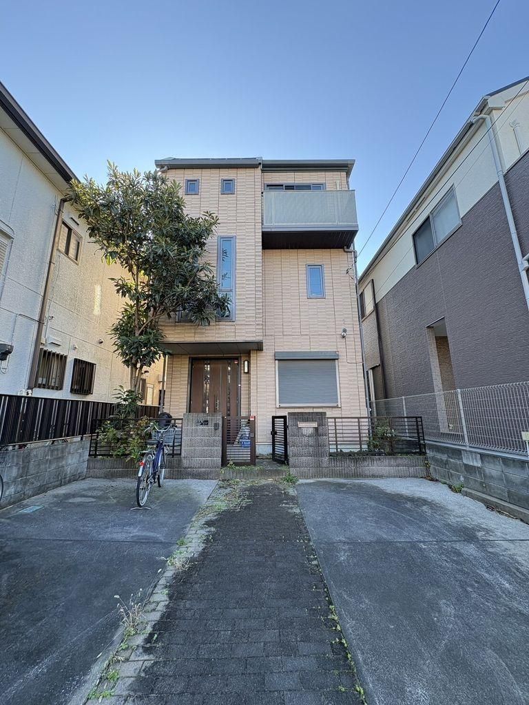 4LDK Detached House for Sale in Minuma-ku, Saitama City - Thumbnail 2
