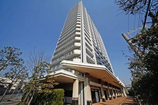 3LDK Apartment in Yokohama, 78sqm with Panoramic Views - Thumbnail 3