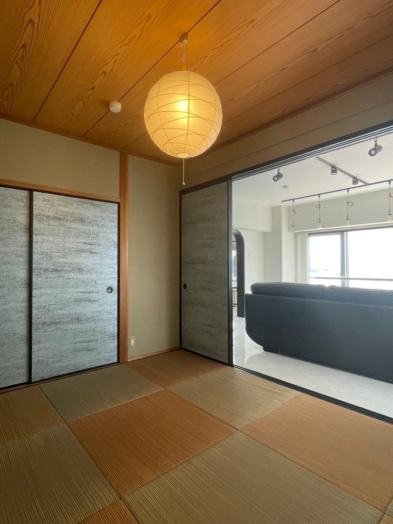 1LDK Ocean View Apartment for Sale in Matsuyama, Ehime - Thumbnail 4