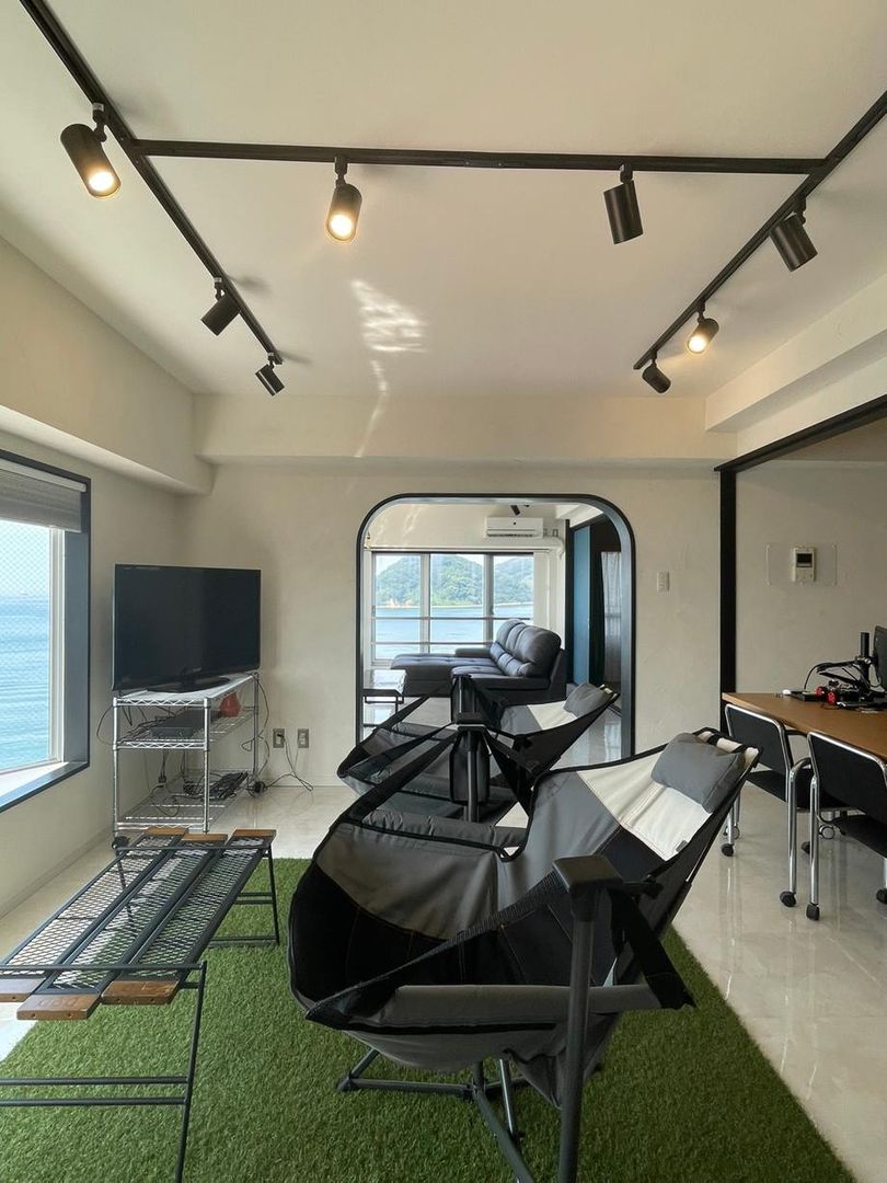 1LDK Ocean View Apartment for Sale in Matsuyama, Ehime - Thumbnail 3