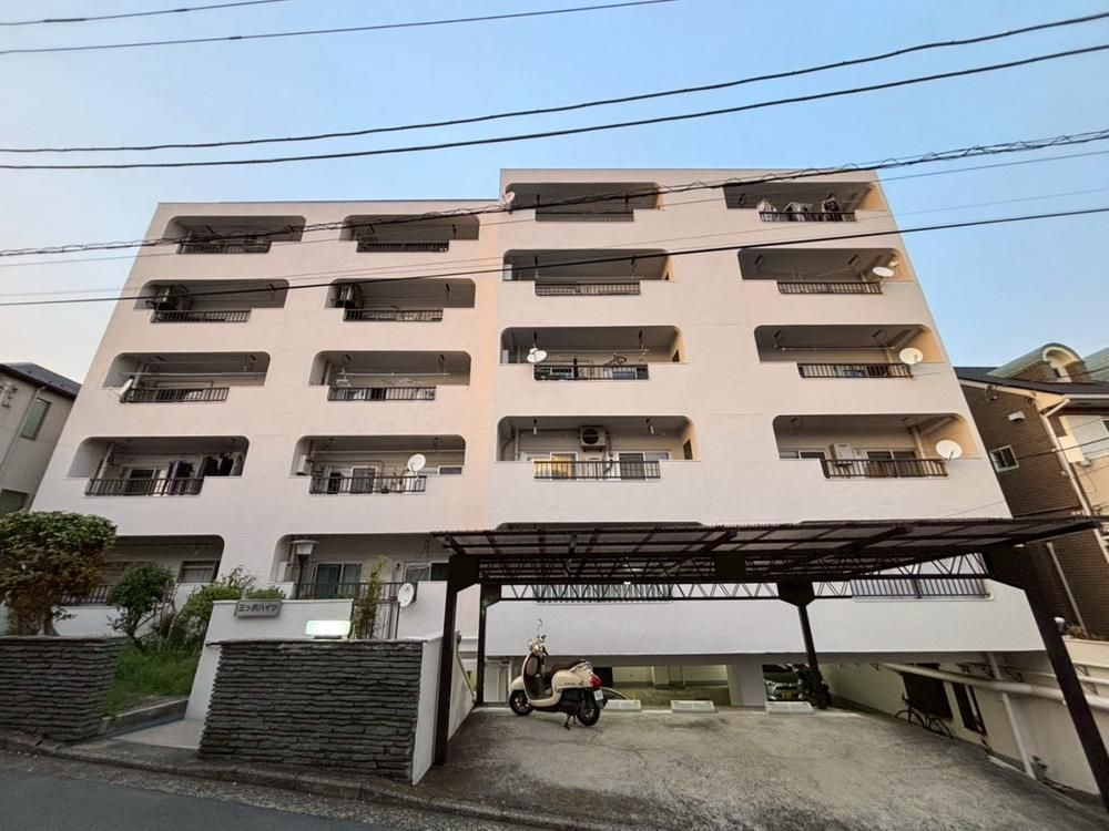 2LDK Apartment for Sale in Nishi Ward, Yokohama - Thumbnail 3