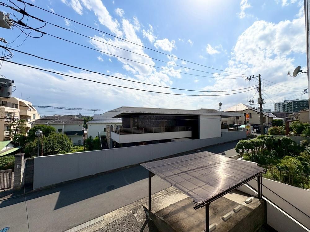 2LDK Apartment for Sale in Nishi Ward, Yokohama - Thumbnail 2