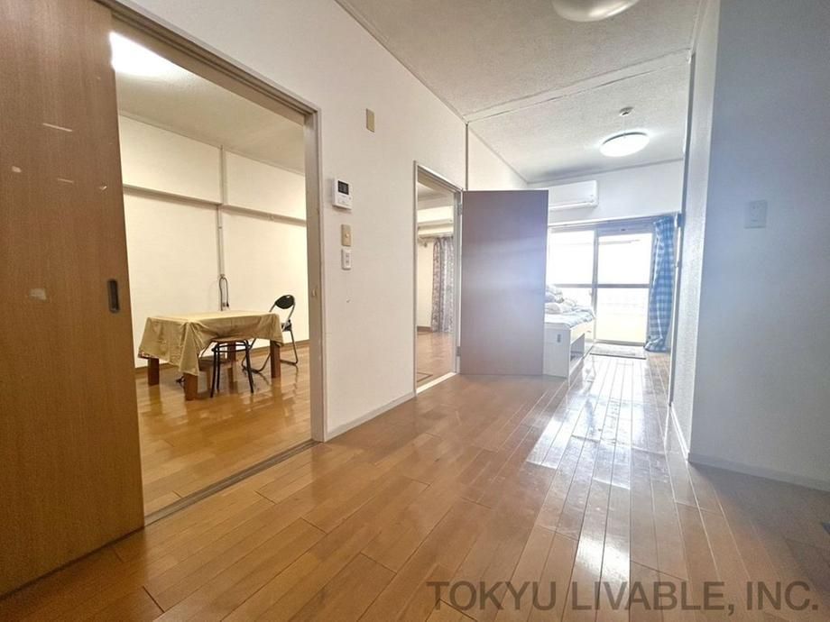 1LDK Apartment for Sale Near Nishifuna Station, Funabashi - Thumbnail 3