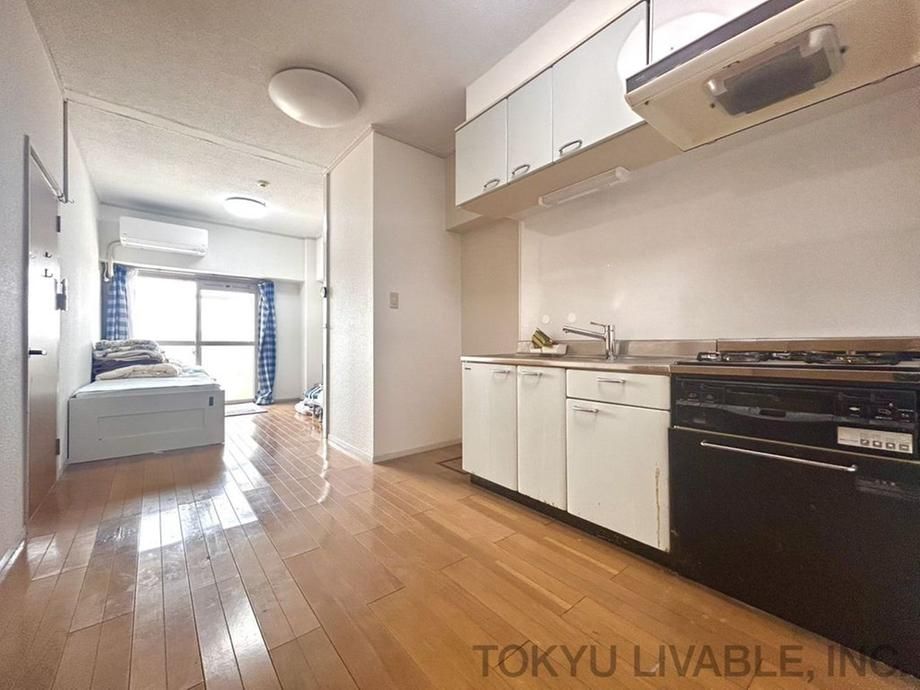 1LDK Apartment for Sale Near Nishifuna Station, Funabashi - Thumbnail 4