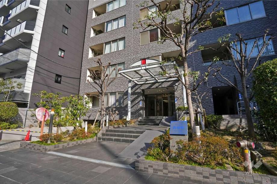 Renovated 2LDK Apartment in Chuo Ward, Osaka - Thumbnail 4