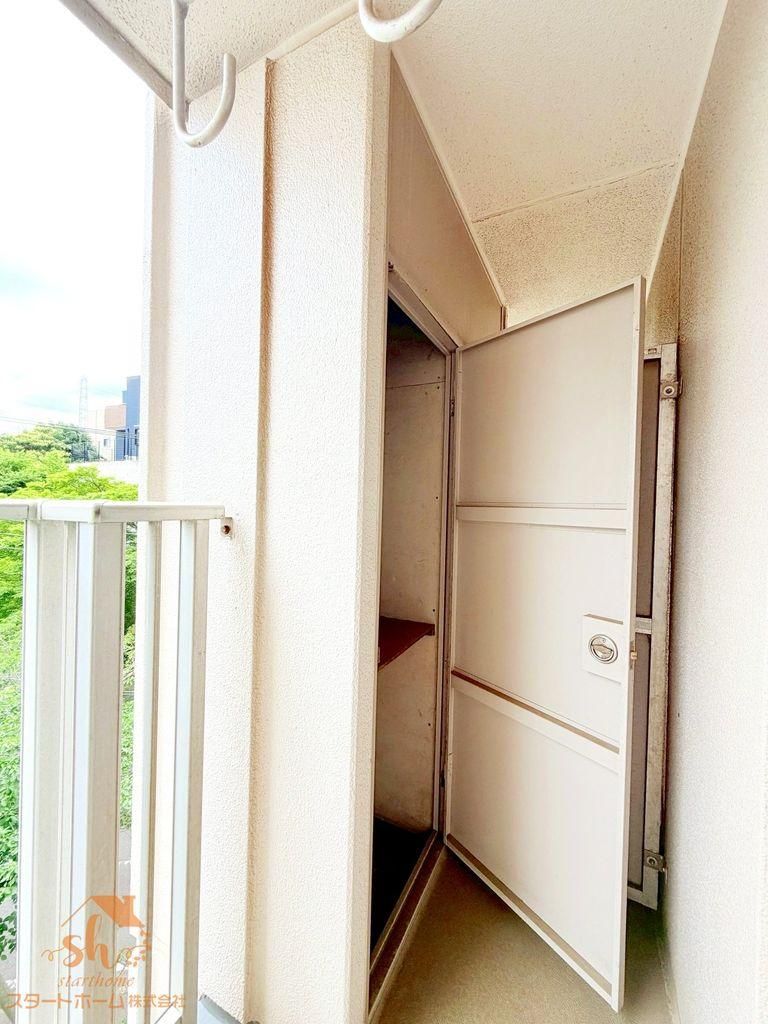 3LDK Apartment for Sale in Funabashi, Chiba Near Higashi-Funabashi Station - Thumbnail 2
