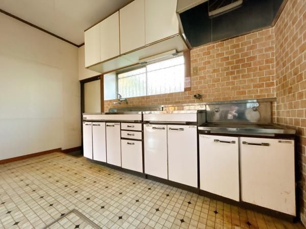 5DK House on 257m² Land in Tsutsujigaoka, Nagasaki - 5.99M Yen - Thumbnail 4