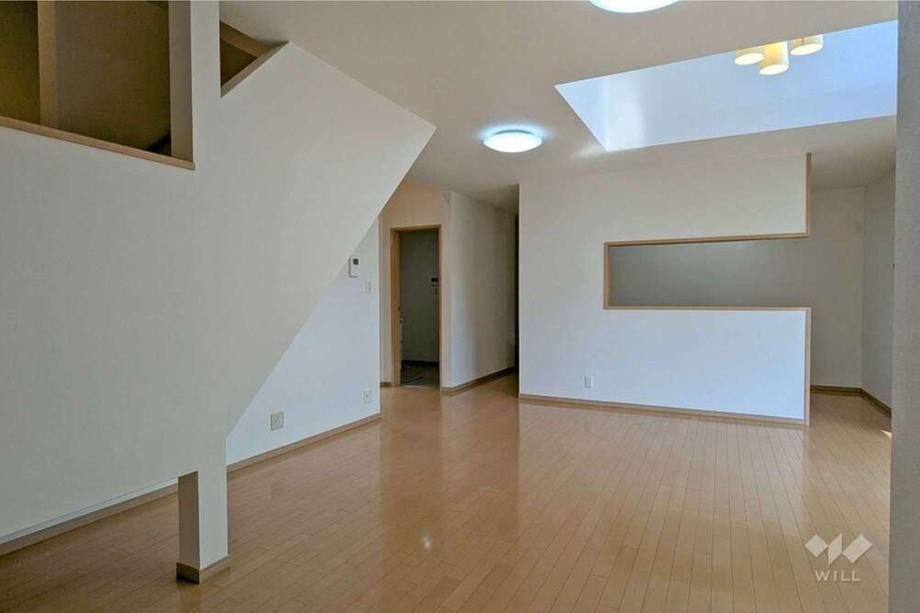 Renovated 4LDK House for Sale in Takatsuki, Osaka - Thumbnail 4