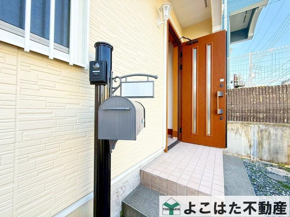 4LDK Corner House for Sale in Tama City, Tokyo - Immediate Move-In - Thumbnail 3